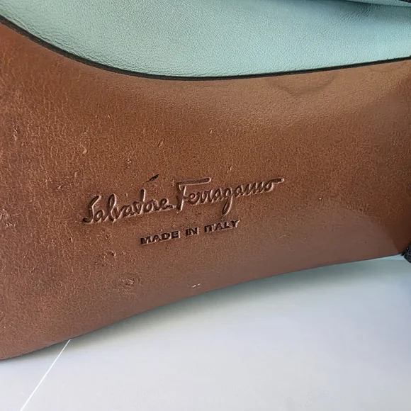 Salvatore Ferragamo Vara Bow Low Heel Turquoise  Leather Vintage Italy-SZ 5.5B - Picture 11 of 15